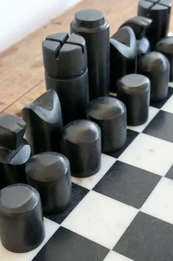 Cristina Oria Juegos De Mesa^Ajedrez De Mármol Con Diseño Irregular Blanco Y Negro