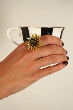 Cristina Oria Joyas Co|Joyas Co^Anillo Dorado Ajustable Con Diseño De Girasol Negro