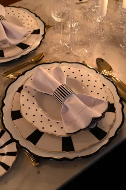 Cristina Oria Platos Y Bajoplatos^Bajoplato Blanco Con Borde Negro