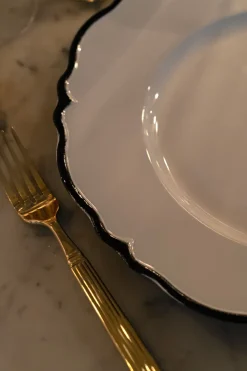 Cristina Oria Platos Y Bajoplatos^Bajoplato Blanco Con Borde Negro