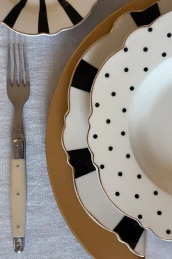 Cristina Oria Platos Y Bajoplatos^Bajoplato Dorado