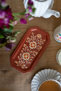 Cristina Oria Cajas Y Bolsas Gourmet|Cajas Y Bolsas Gourmet^Bandeja Con Flores Pintadas & Bizcocho En Bolsa