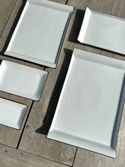 Cristina Oria Bandejas^Bandeja Mediana De Porcelana Blanca Con Filo Negro