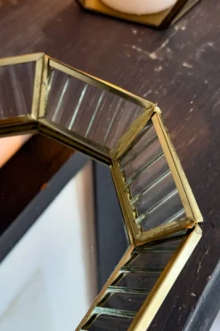 Cristina Oria Piezas Decorativas|Bandejas^Bandeja Octogonal De Cristal Con Detalles Dorados Pequeña