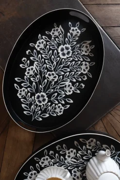 Cristina Oria Bandejas^Bandeja Oval Negra Con Flores Blancas Pintadas