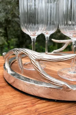 Cristina Oria Bandejas^Bandeja Redonda De Madera Con Asas Plateadas Cuernos Ciervo