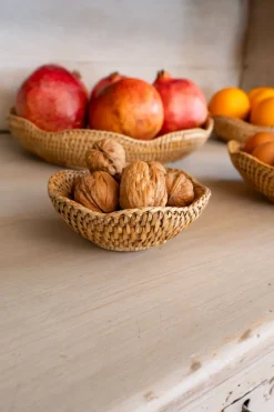 Cristina Oria Bandejas^Bandeja Redonda De Ratán Con Diseño Flor