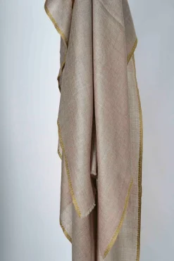 Cristina Oria Bufandas Y Pashminas^Bufanda De Cashmere Tostada Con Bordado Amarillo