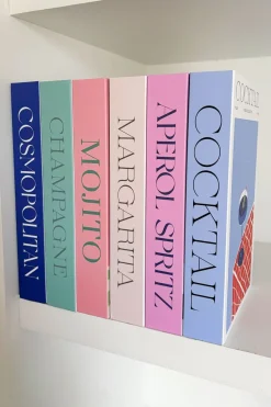 Cristina Oria Piezas Decorativas^Caja Decorativa Con Diseño De Libro De Bebidas