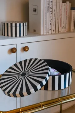 Cristina Oria Piezas Decorativas^Caja Decorativa De Resina Redonda Con Diseño De Rayas Blancas Y Negras Grande
