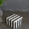 Cristina Oria Piezas Decorativas^Caja Decorativa Mini De Resina Cuadrada Con Diseño De Rayas Blancas Y Negras