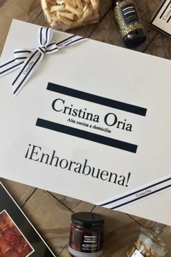 Cristina Oria Cajas Y Bolsas Gourmet|Cajas Y Bolsas Gourmet^Caja Recién Mamá Sibarita & Oso Chef Co