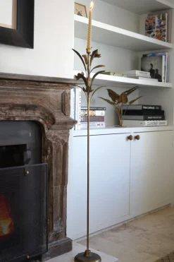 Cristina Oria Candelabros Y Portavelas^Candelabro De Metal Dorado Con Diseño De Flores Grande