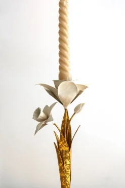 Cristina Oria Candelabros Y Portavelas^Candelabro Dorado Y Blanco Diseño Narciso