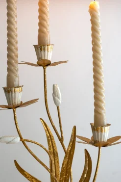 Cristina Oria Candelabros Y Portavelas^Candelabro Tres Velas Dorado Y Blanco Diseño Narcisos