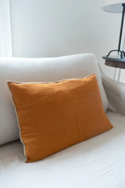 Cristina Oria Cojines^Cojín De Lino Teja Con Borde En Color Beige Rectangular