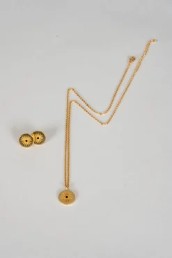 Cristina Oria Joyas Co|Joyas Co^Combinación Pendientes & Collar Dorados Con Diseño Sol Y Circonita Negra