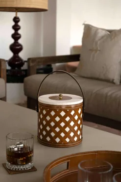 Cristina Oria Cubiteras Y Champaneras^Cubitera Con Diseño Entramado De Cuero Y Tela Pequeña