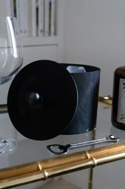 Cristina Oria Cubiteras Y Champaneras^Cubitera Negra Con Tapa Pequeña