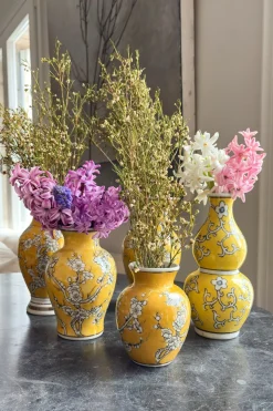 Cristina Oria Jarrones, Floreros Y Maceteros^Florero De Porcelana Amarillo Diseño Sumire