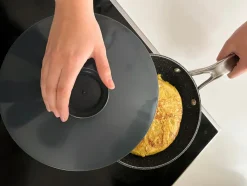 Cristina Oria Gadgets Y Utensilios^Gira Tortillas