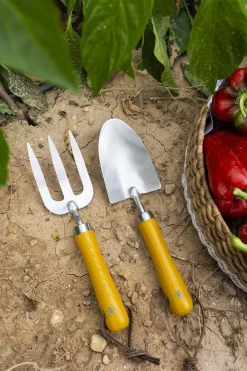 Cristina Oria Huerto Y Jardinería^Herramientas De Jardinería Abejas