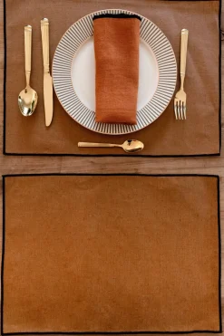 Cristina Oria Manteles Individuales^Individual De Lino Impermeable Ocre Con Borde Negro