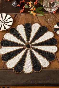 Cristina Oria Manteles Individuales|Platos Y Bajoplatos^Individual Flor Blanco Y Negro Bordado Con Cuentas