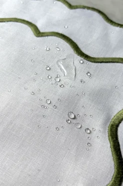 Cristina Oria Manteles Individuales^Individual Impermeable Blanco Con Borde Ondulado Verde