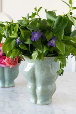 Cristina Oria Jarrones, Floreros Y Maceteros^Jarrón Alto Con Diseño De Campana Verde