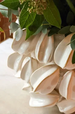 Cristina Oria Jarrones, Floreros Y Maceteros^Jarrón Blanco Con Diseño De Carambolas En Relieve