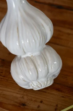 Cristina Oria Jarrones, Floreros Y Maceteros^Jarrón Con Diseño De Ajos Blancos