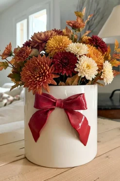 Cristina Oria Jarrones, Floreros Y Maceteros^Jarrón De Porcelana Blanco Con Lazo Rojo