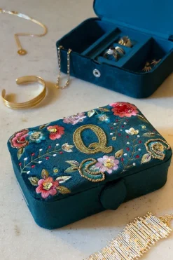 Cristina Oria Joyeros, Carteras Y Fundas^Joyeros De Terciopelo Con Iniciales Y Flores Bordadas