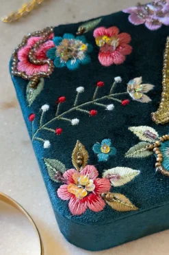 Cristina Oria Joyeros, Carteras Y Fundas^Joyeros De Terciopelo Con Iniciales Y Flores Bordadas
