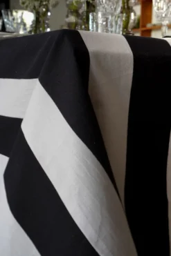 Cristina Oria Manteles^Mantel Rayas Blancas Y Negras