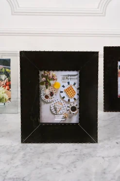 Cristina Oria Marcos De Fotos^Marco De Fotos De Metal Negro Con Detalles Dorados Grande