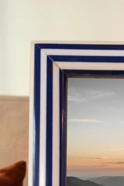 Cristina Oria Marcos De Fotos^Marco De Fotos De Resina Con Diseño De Rayas Blancas Y Azules