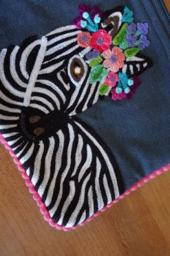 Cristina Oria Bolsos, Bolsas Y Neceseres|Otros Textil^Neceser Bordado A Mano Con Diseño De Cebra
