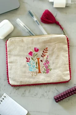 Cristina Oria Joyeros, Carteras Y Fundas|Bolsos, Bolsas Y Neceseres^Neceser Con Inicial I Y Flores Bordadas