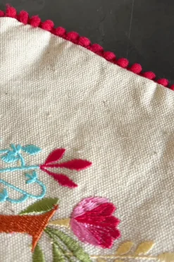 Cristina Oria Joyeros, Carteras Y Fundas|Bolsos, Bolsas Y Neceseres^Neceser Con Inicial M Y Flores Bordadas