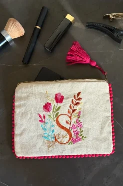 Cristina Oria Joyeros, Carteras Y Fundas|Bolsos, Bolsas Y Neceseres^Neceser Con Inicial S Y Flores Bordadas