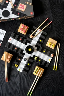 Cristina Oria Juegos De Mesa^Parchís De Madera Inspirado En Sushi