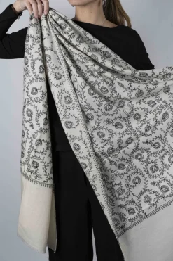 Cristina Oria Bufandas Y Pashminas^Pashmina Entera Bordada A Mano