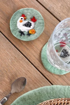 Cristina Oria Posavasos Y Servilleteros^Posavasos De Fieltro Verde Con Diseño De Gallina