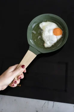 Cristina Oria Sartenes, Ollas Y Cacerolas^Sartén Verde Con Mango De Madera Pequeña