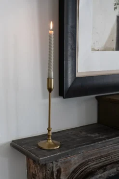 Cristina Oria Candelabros Y Portavelas^Set De Tres Candelabros Metálicos Dorados