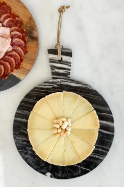 Cristina Oria Tablas^Tabla Redonda De Mármol Negra Con Mango