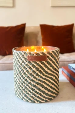 Cristina Oria Velas^Vela Artesanal De Cuero Y Rafia Con Fragancia Almizcle Mediana