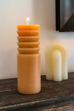 Cristina Oria Velas^Vela Cilíndrica Con Ondas Finas